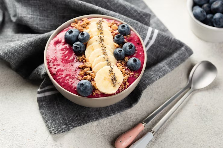 sarapan sehat ibu muda, berhenti konsumsi gula, ide sarapan tanpa gula, makanan sehat untuk ibu hamil, yogurt buah untuk sarapan, tips anti gula untuk ibu